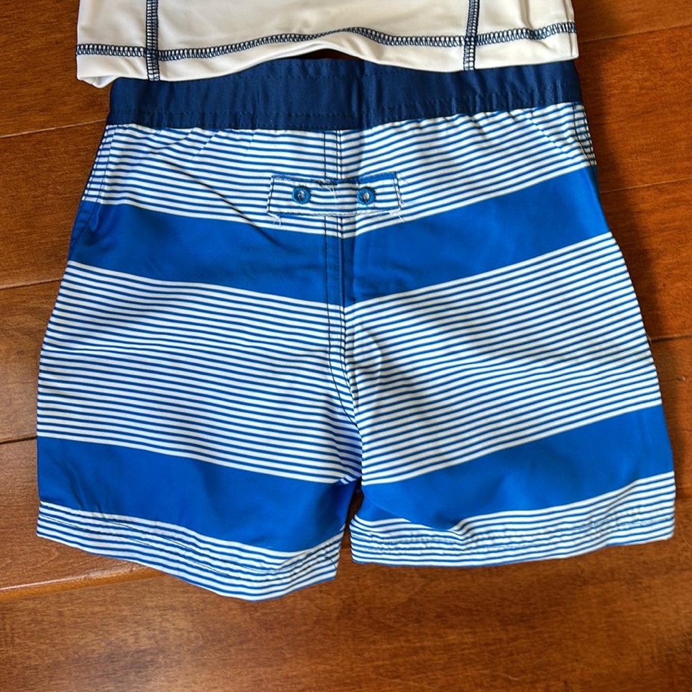 NWT CABANA LIFE BOYS 2PC RASHGUARD SET SIZE 2T - Picture 6 of 7